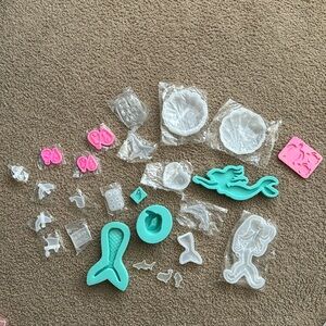 RESIN MOLD SUPPLIES, MOST ARE NEW AND EXCELLENT CONDITION.